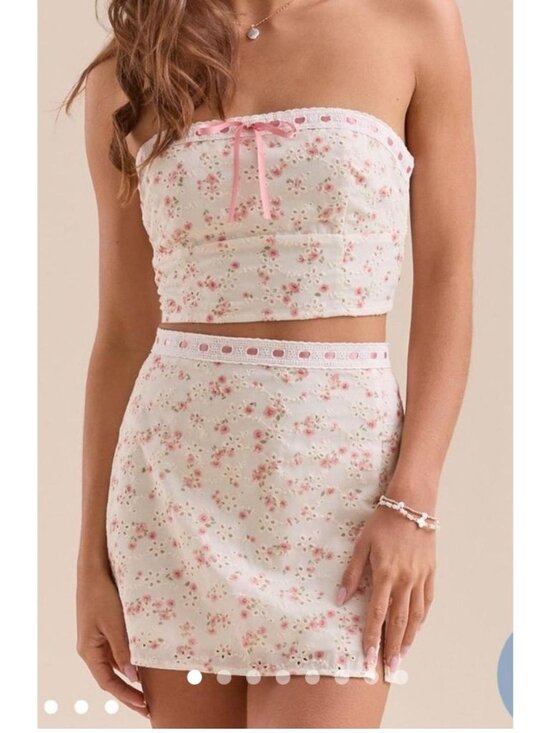 Altar'd State Dresses & Skirts - NWT Altar'd State Pink White Floral 2 Piece Skirt Crop Top Set Size XXS [jb]